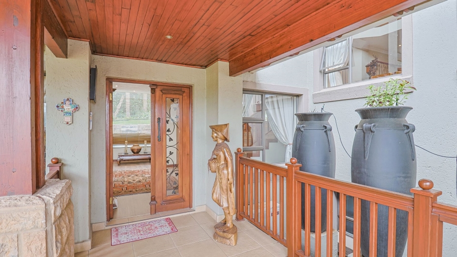 5 Bedroom Property for Sale in Birdwood Estate North West